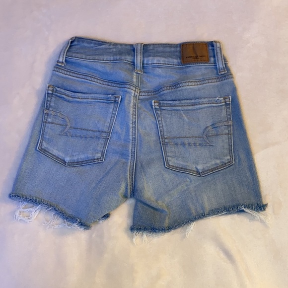American Eagle Shorts - Picture 2 of 5
